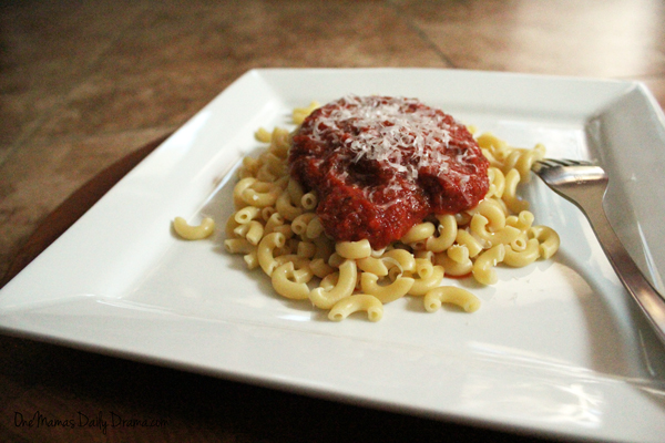 Veggie packed red sauce | from One Mama's Daily Drama --- Easy red sauce recipe for marinara, spaghetti, lasagna, etc.