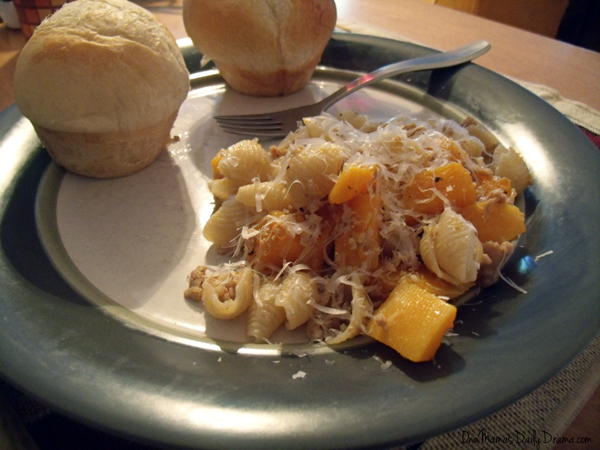 Sausage squash pasta | One Mama's Daily Drama --- Quick and easy recipe using butternut squash.