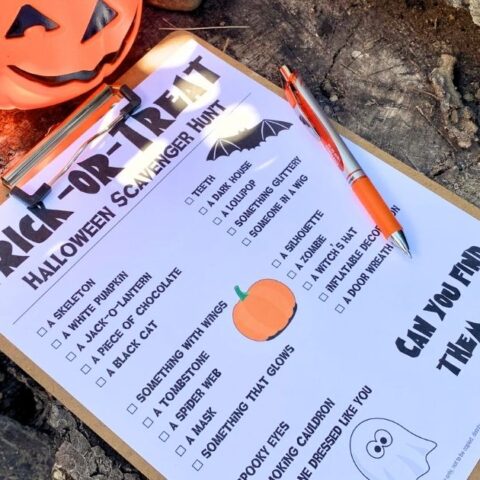 Halloween scavenger hunt for kids with a checklist of easy things to find in the neighborhood.