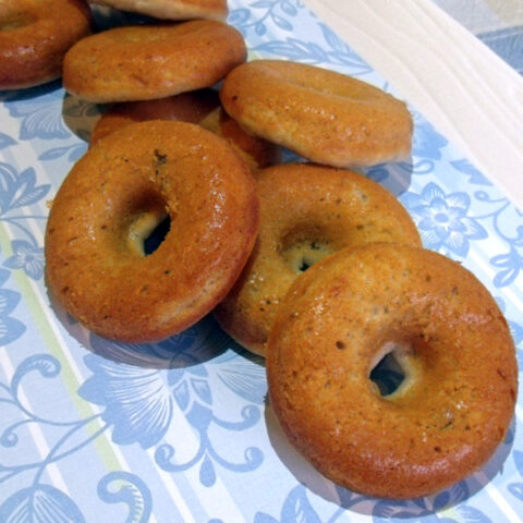 Blueberry yogurt baked doughnuts