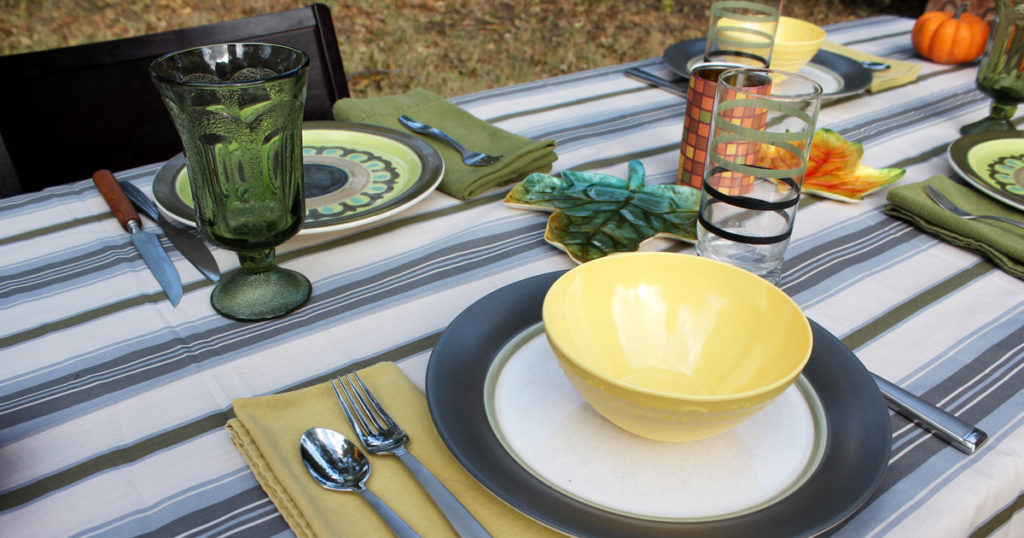 12 tips for hosting a big Thanksgiving meal