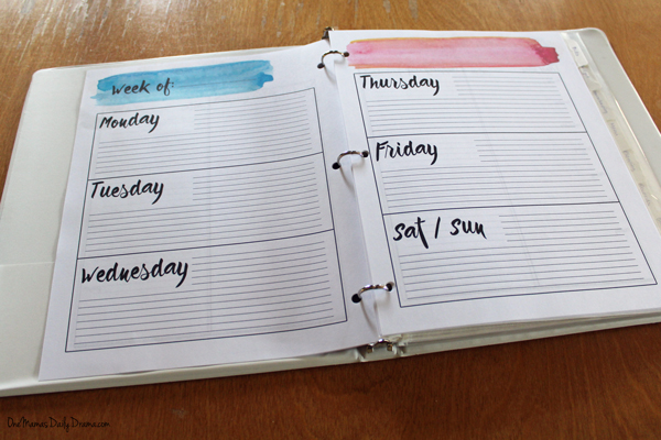 2016 printable planner | One Mama's Daily Drama --- Includes monthly calendar, week-at-a-glace organizers, and weekly schedule