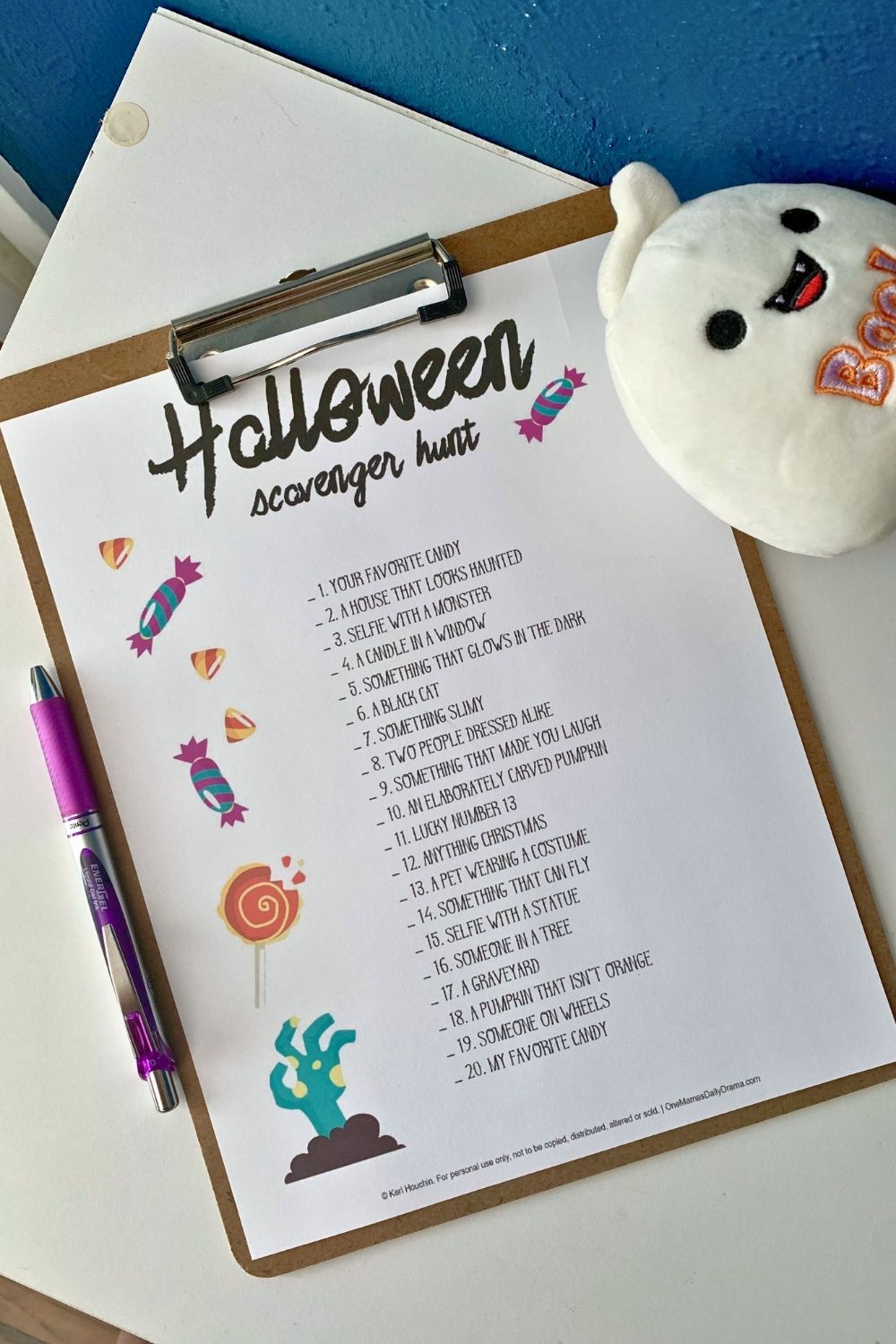 Halloween scavenger hunt with a checklist of things for tweens and teens to find in the neighborhood.