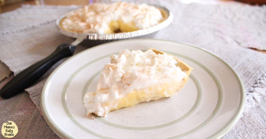 No-bake banana pudding pie recipe from One Mama's Daily Drama