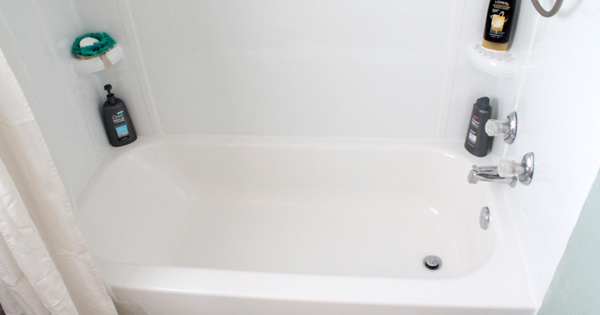 bathroom remodel: bathtub surround
