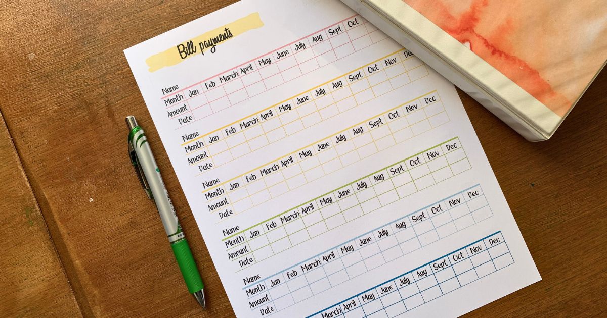 Yearly bill planner with 6 rows dated for 12 months.