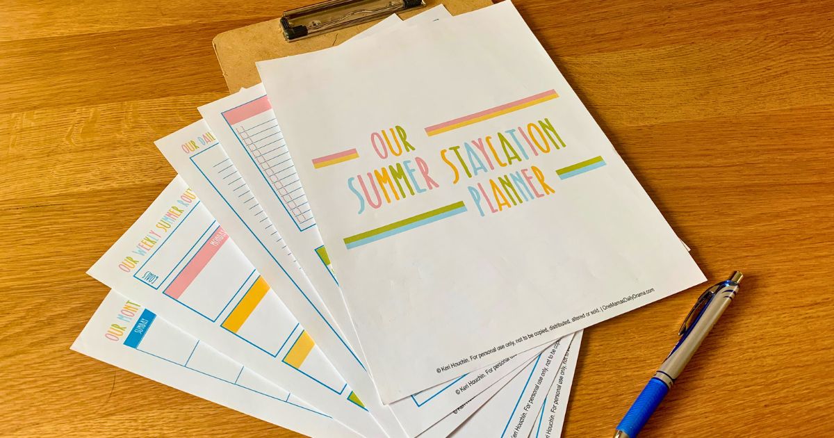 5 summer staycation planner pages.