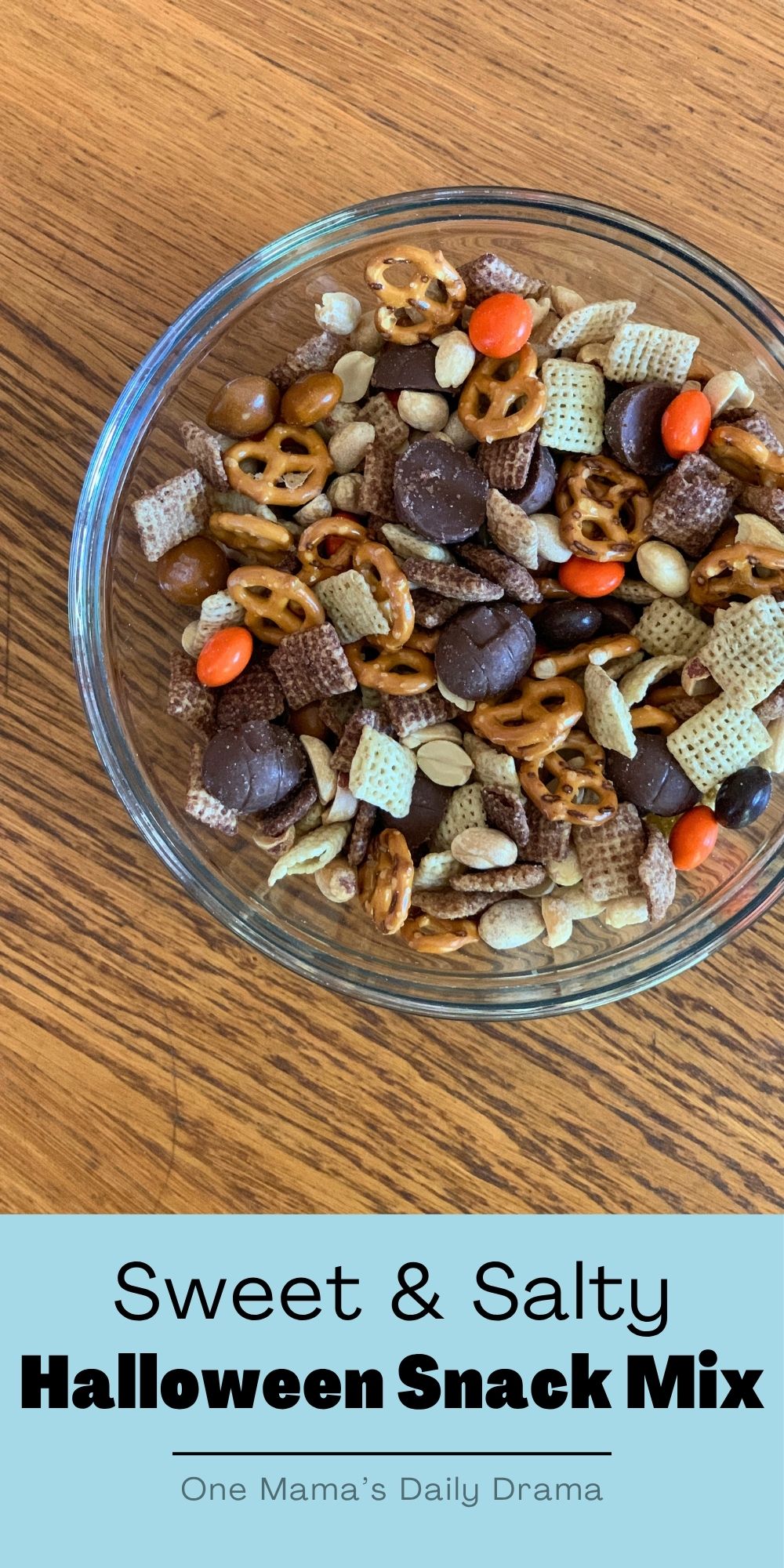 Sweet & salty Halloween snack mix.