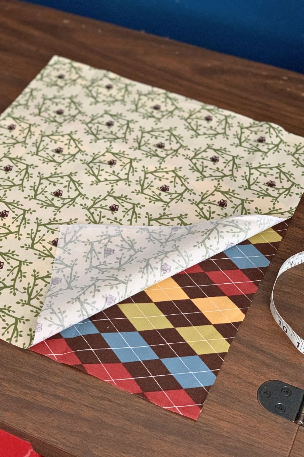 Two pieces of fabric cut to the same size square.