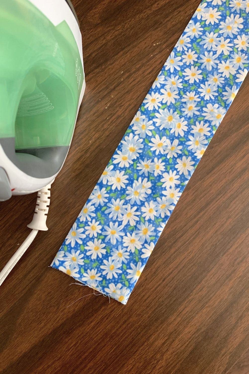 A 3.5x20-inch hemmed piece of fabric.